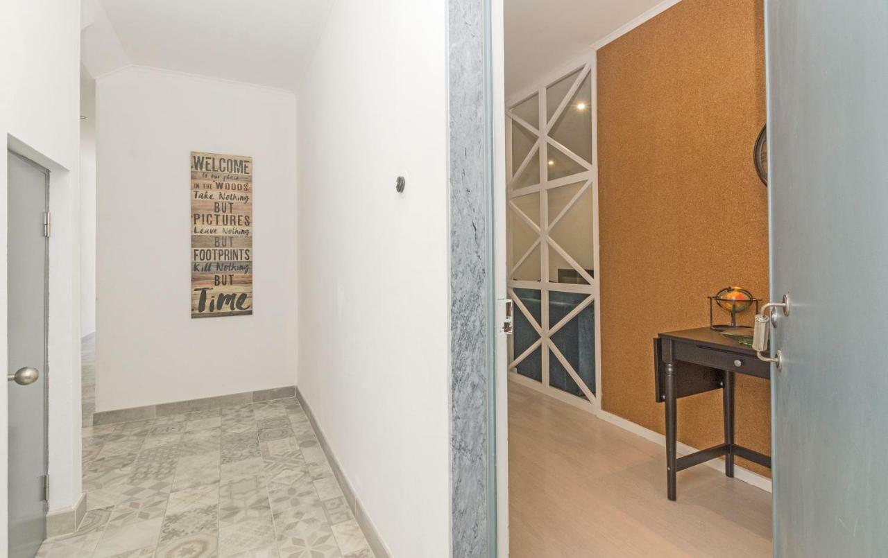 Orangetreehouses Montijo Luaran gambar
